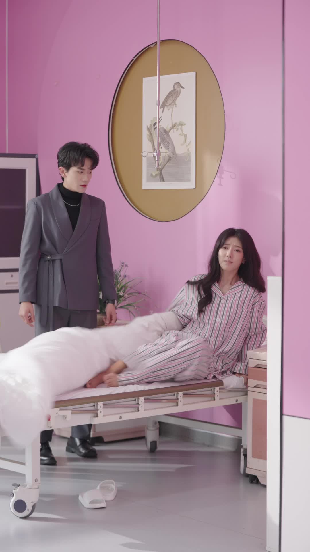 Love Me, Hate Me EP 40
