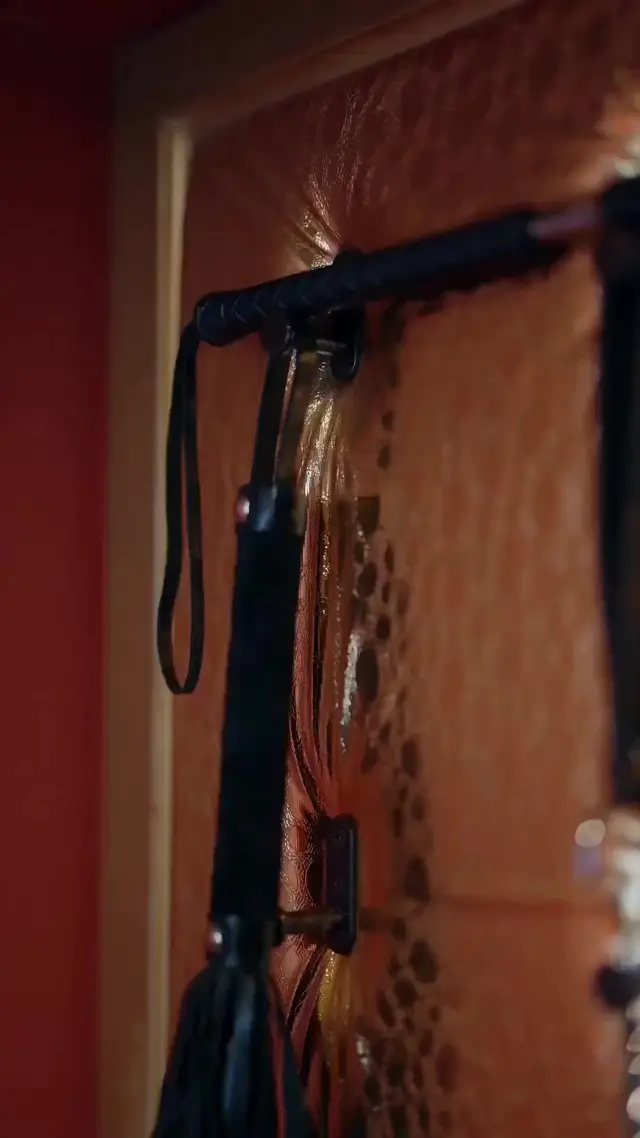 (Dublado)Dominação por Contrato — A Queda de uma Esposa Virgem no Amor de um Jovem Mestre Sádico — Episódio 7