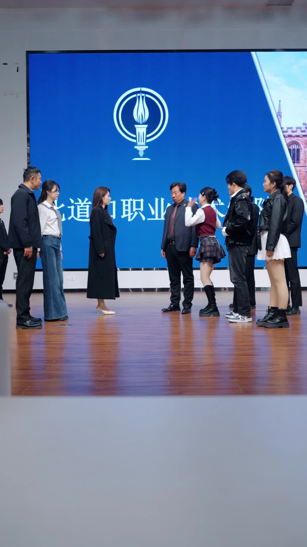 She's the Real Pearl EP 26