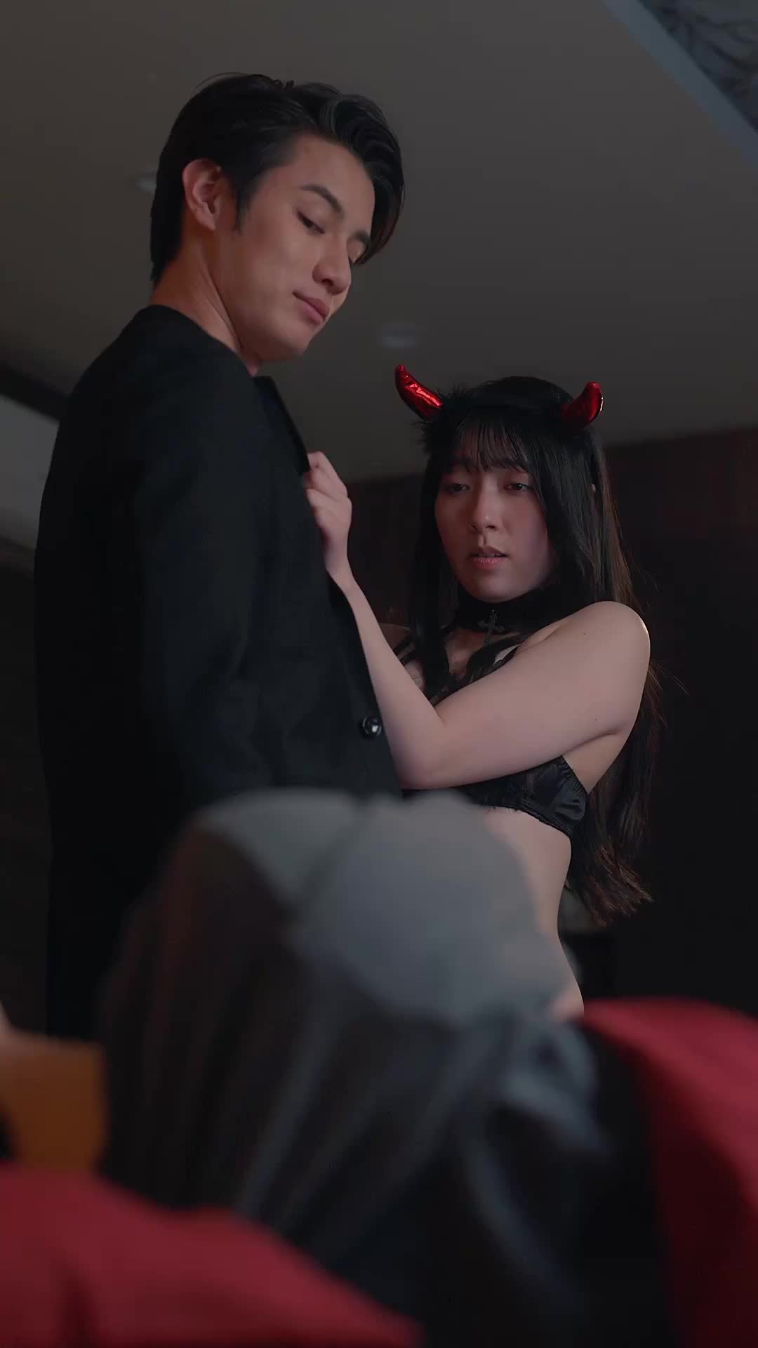 His Contracted Virgin EP 49