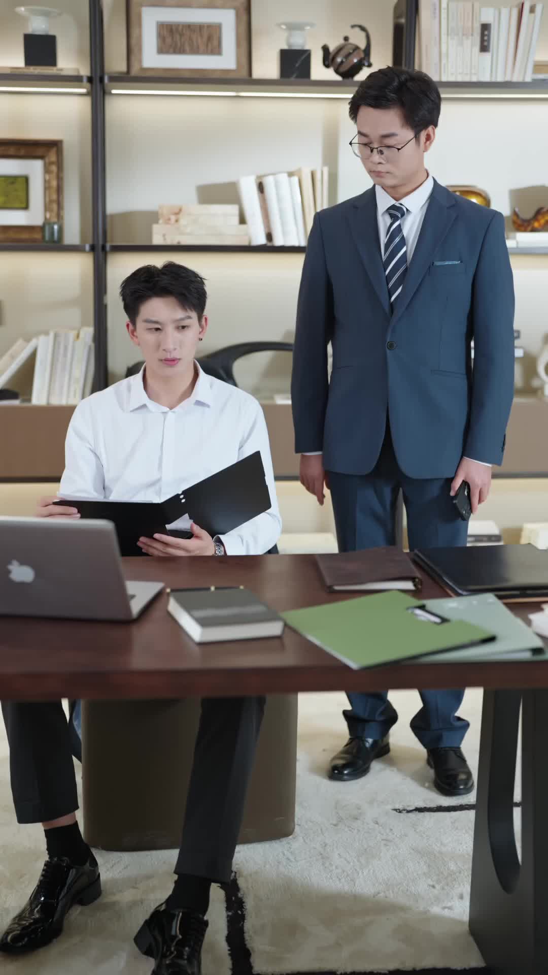 Her Silent Brilliance EP 32