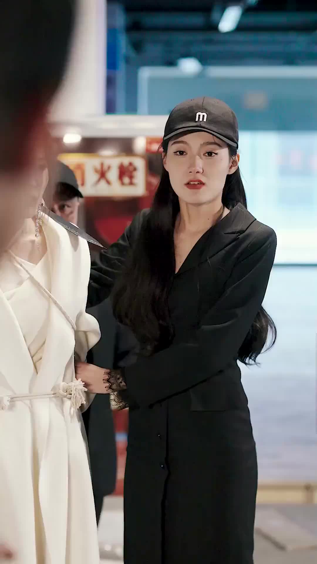 The Double Life of My Mysterious CEO EP 71