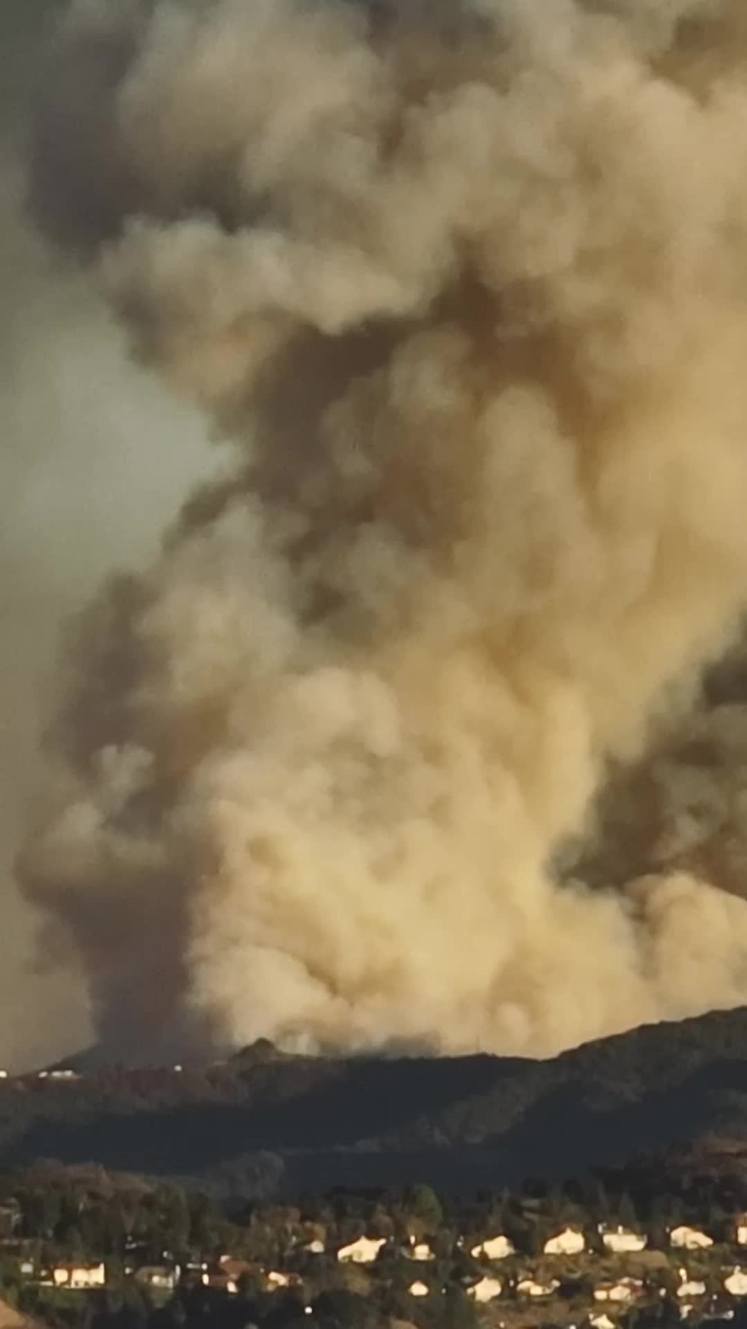 Wildfire Between Us — Episode 3
