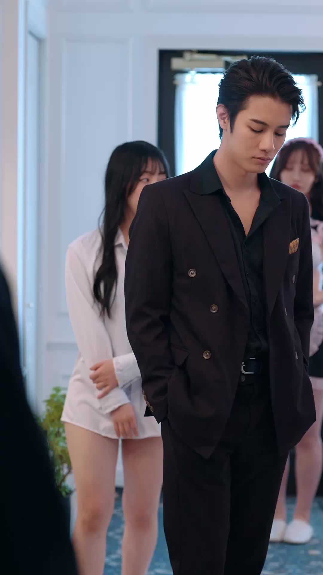 His Contracted Virgin EP 11