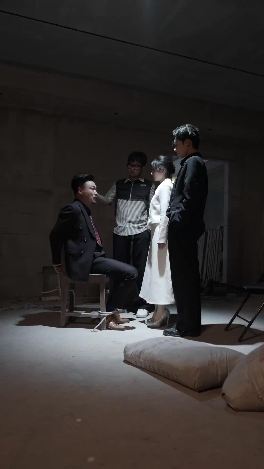 Against the Light EP 40