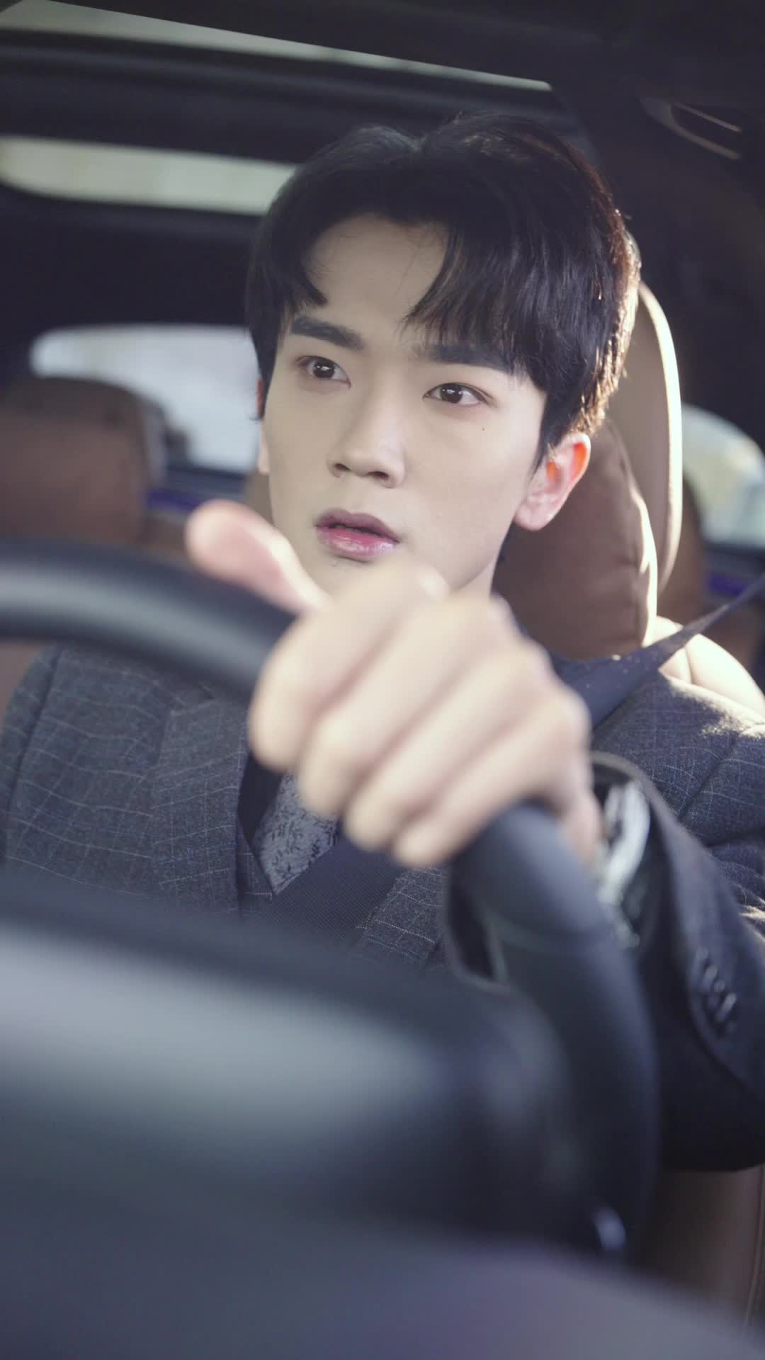 Love Me, Hate Me EP 53