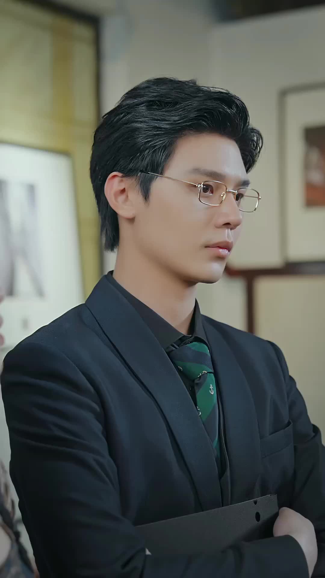 She Rose Like the Sun EP 25