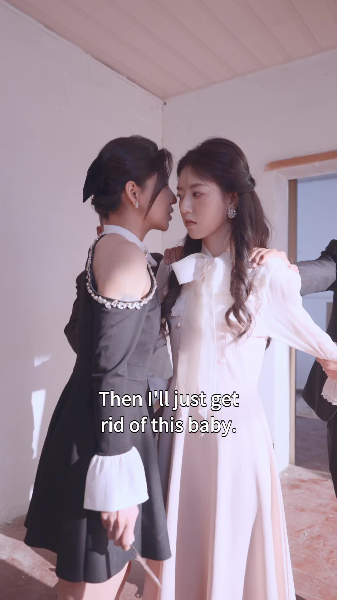 Love Me, Hate Me EP 28