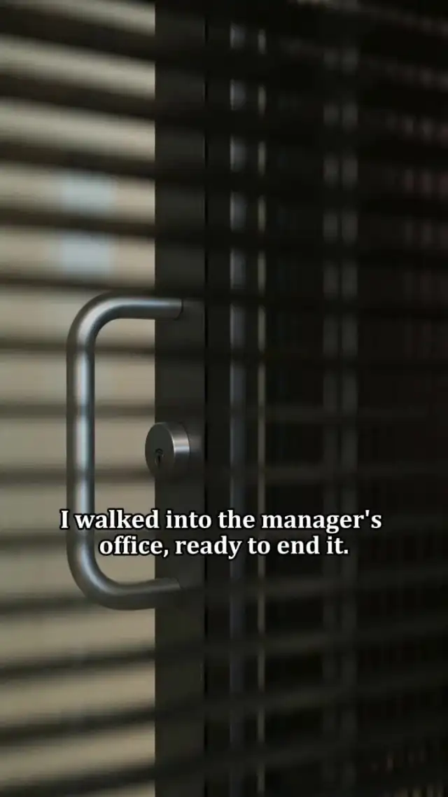 Blind Masseur's Steamy Conquest: Milking the Billionaire's Wife — Episodio 4