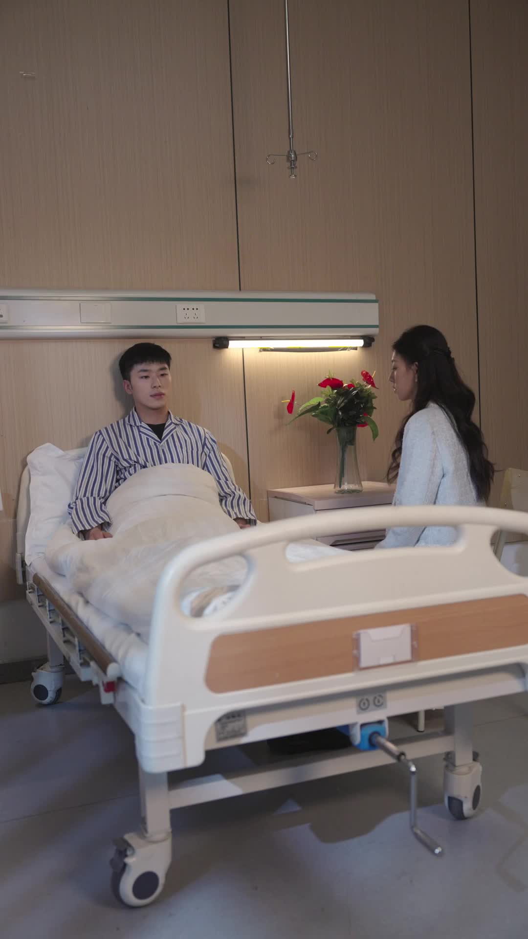 Love Me, Hate Me EP 41