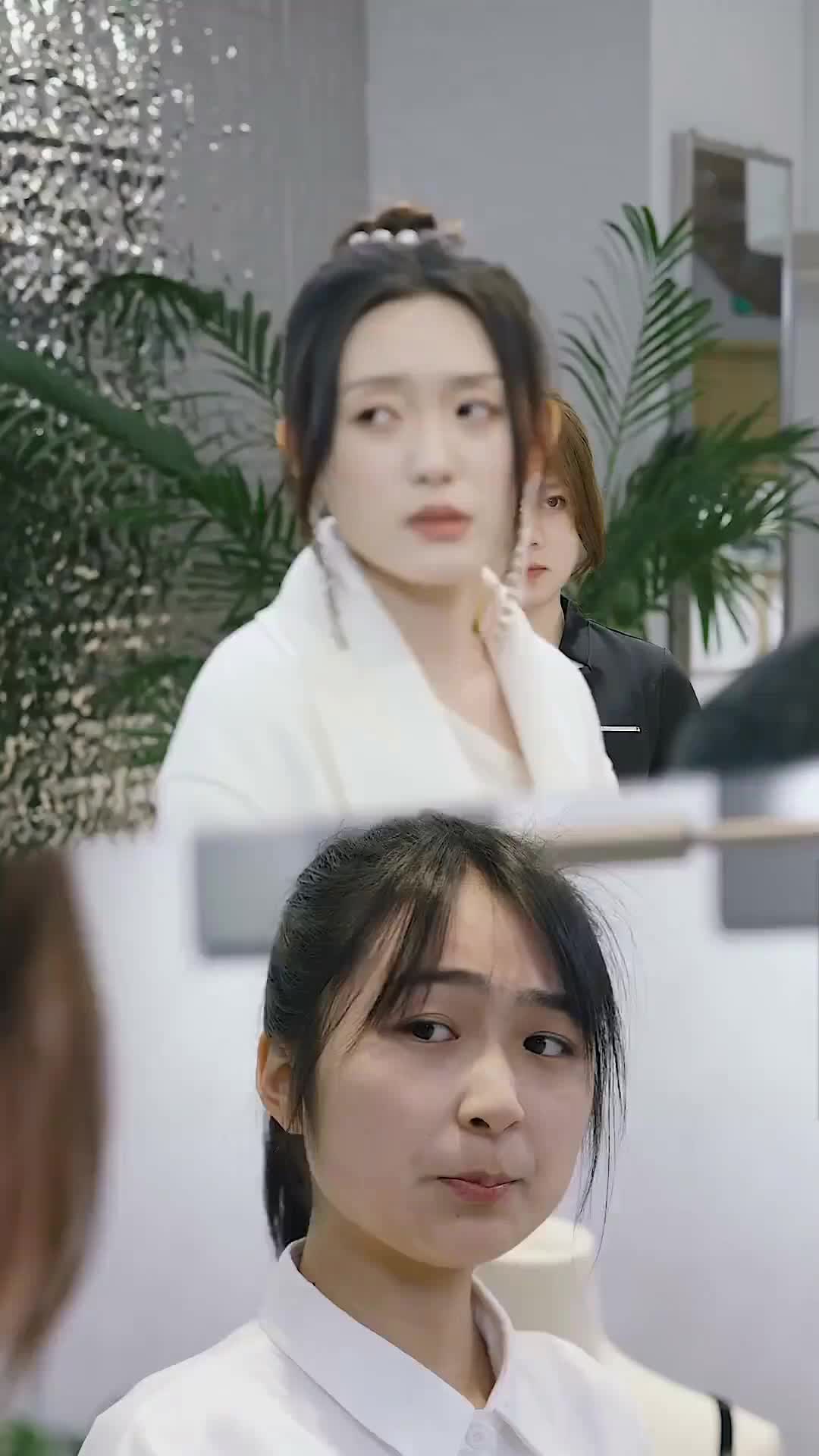 (Dubbed)The Double Life of My Mysterious CEO EP 14