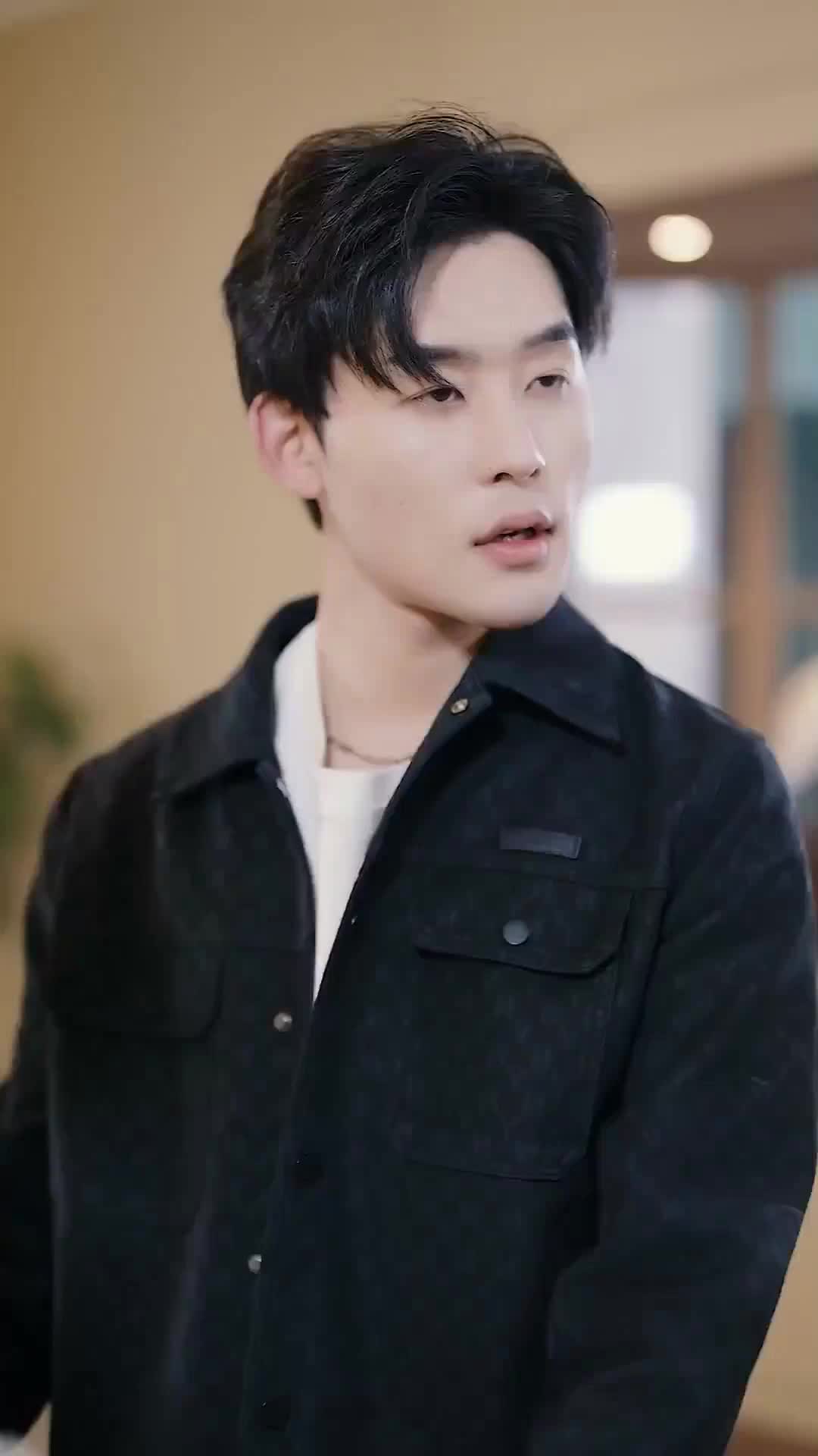 (Dubbed)The Double Life of My Mysterious CEO EP 38