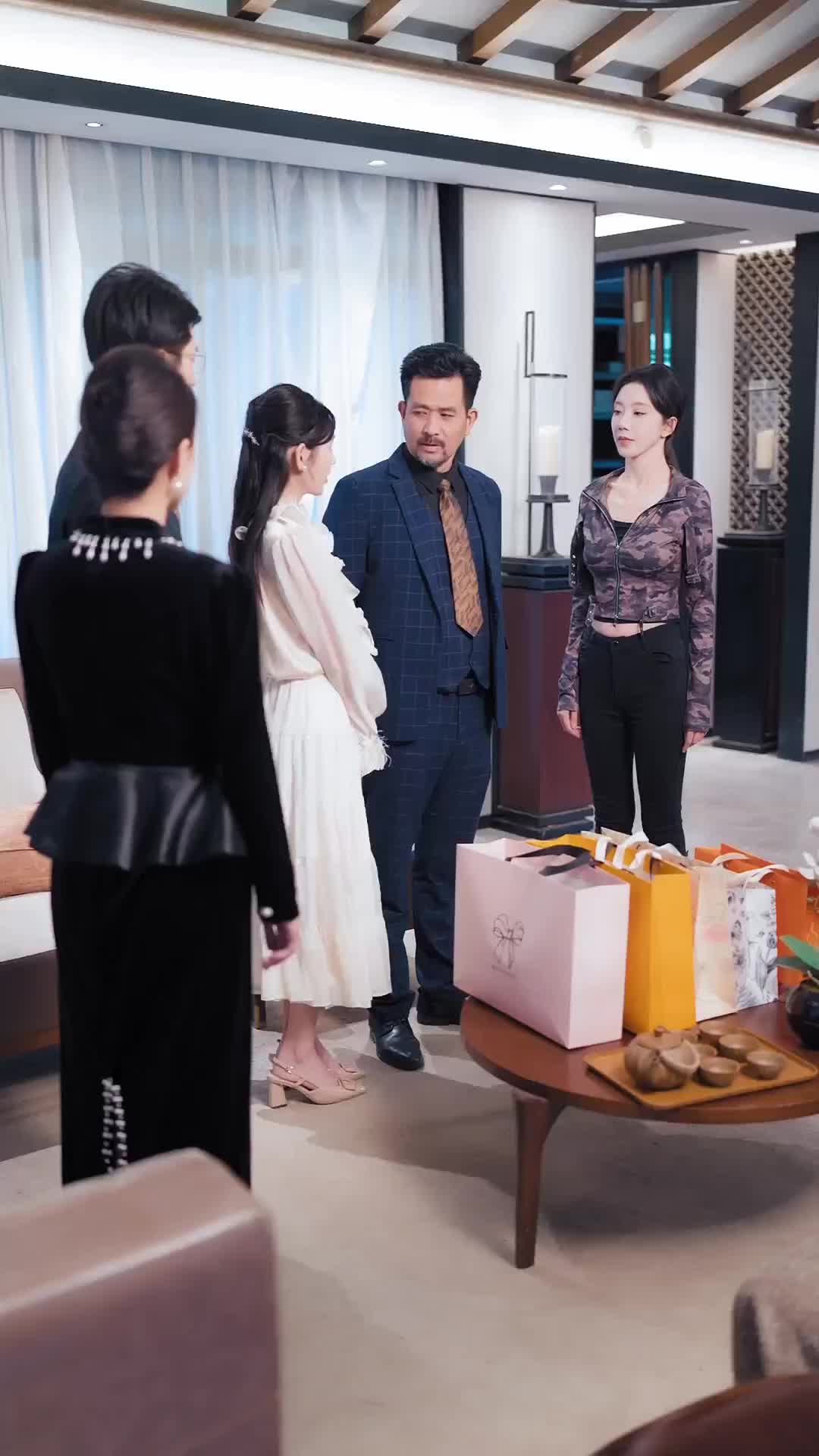 The True Heiress Strikes Back EP 34