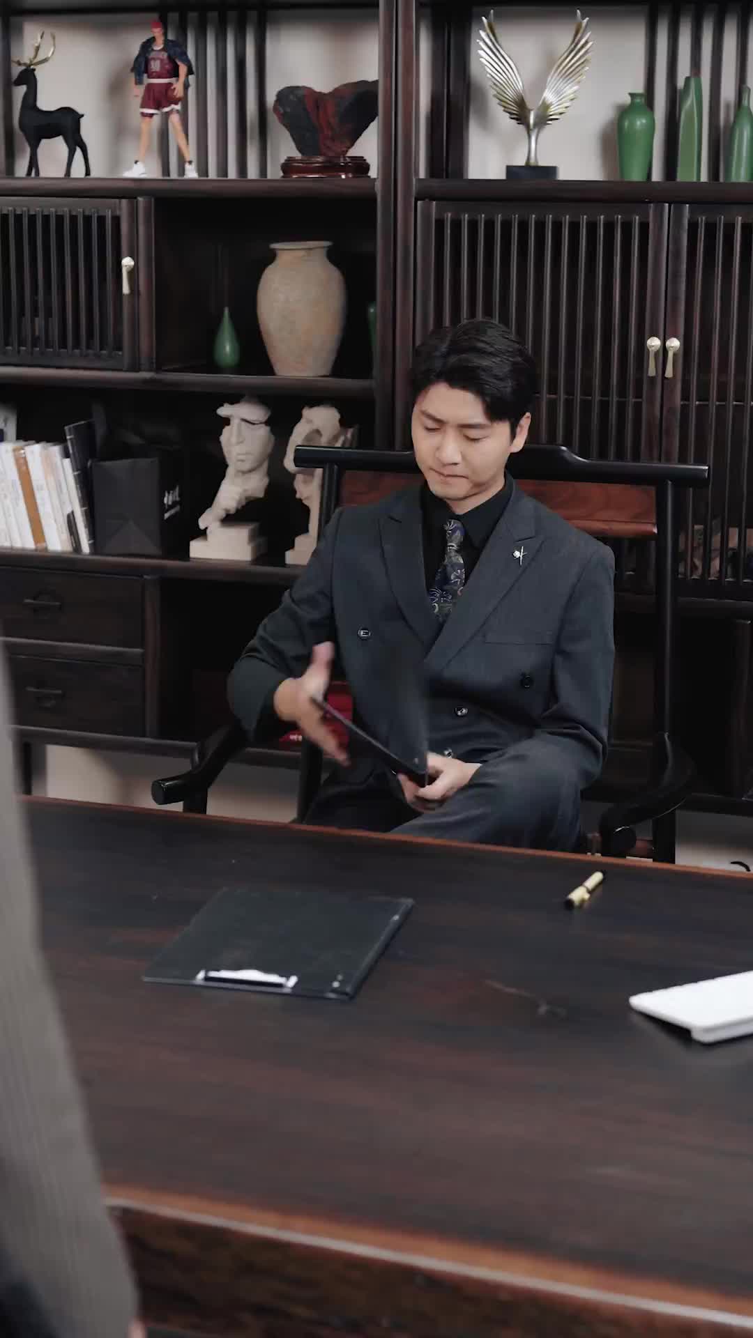 Her Deadly Game EP 49