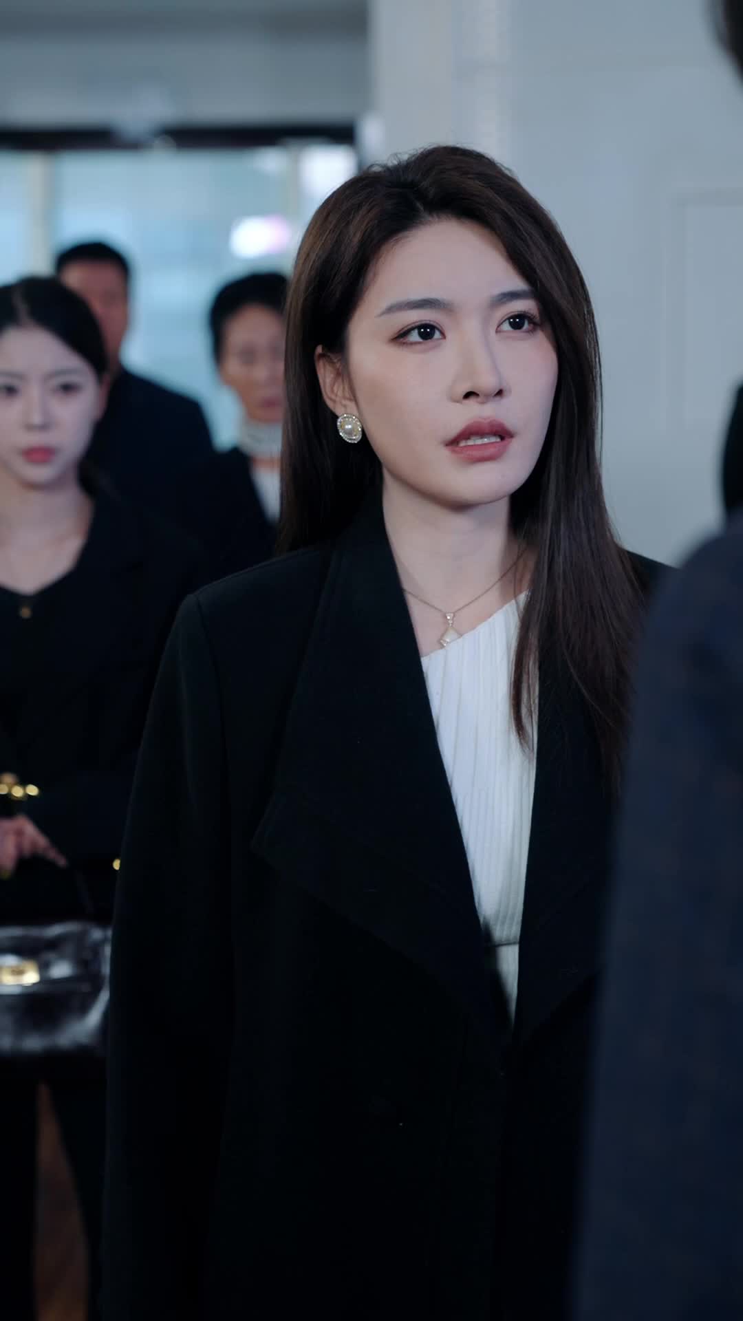 She's the Real Pearl EP 25