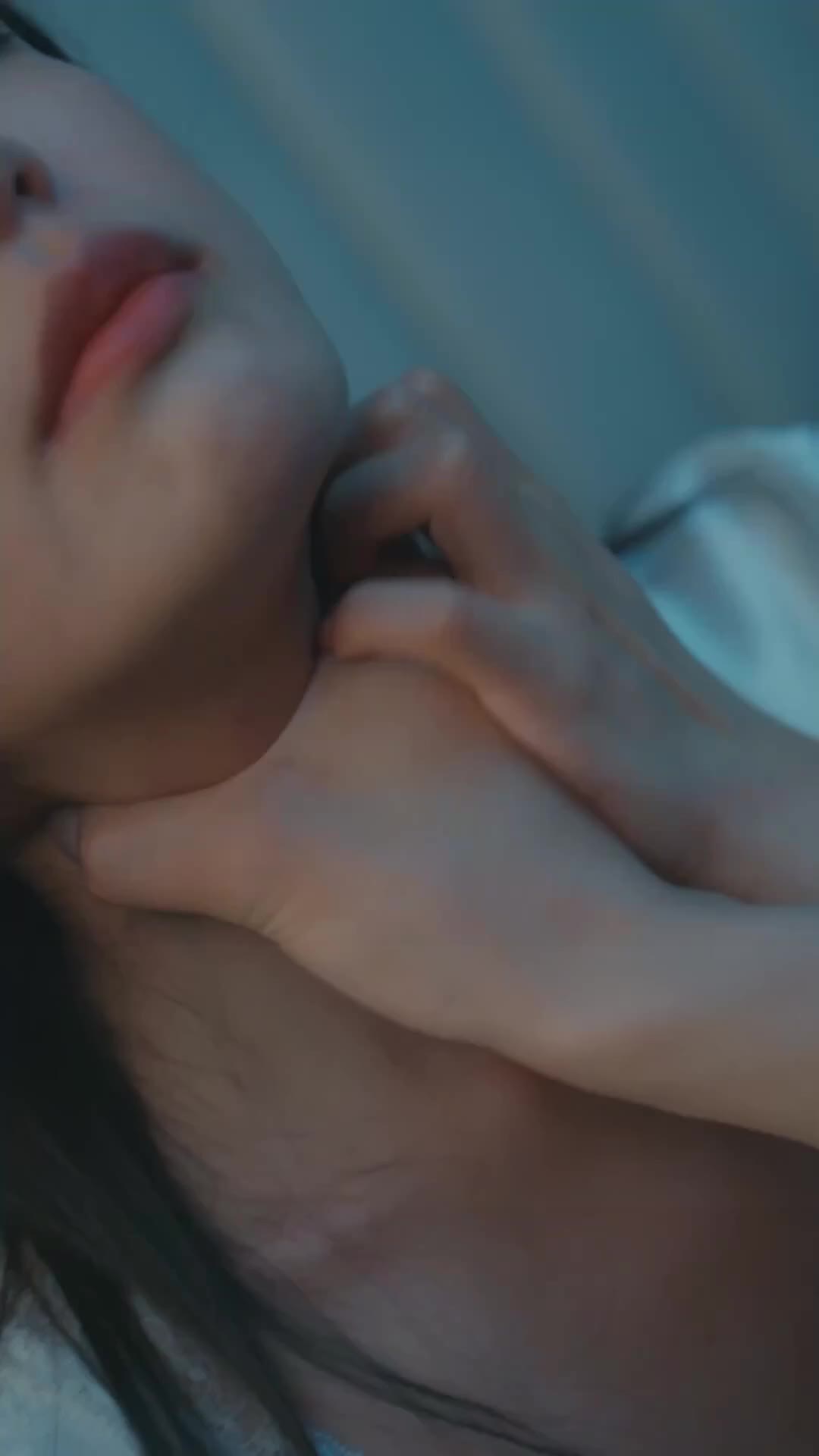 She Rose Like the Sun EP 11