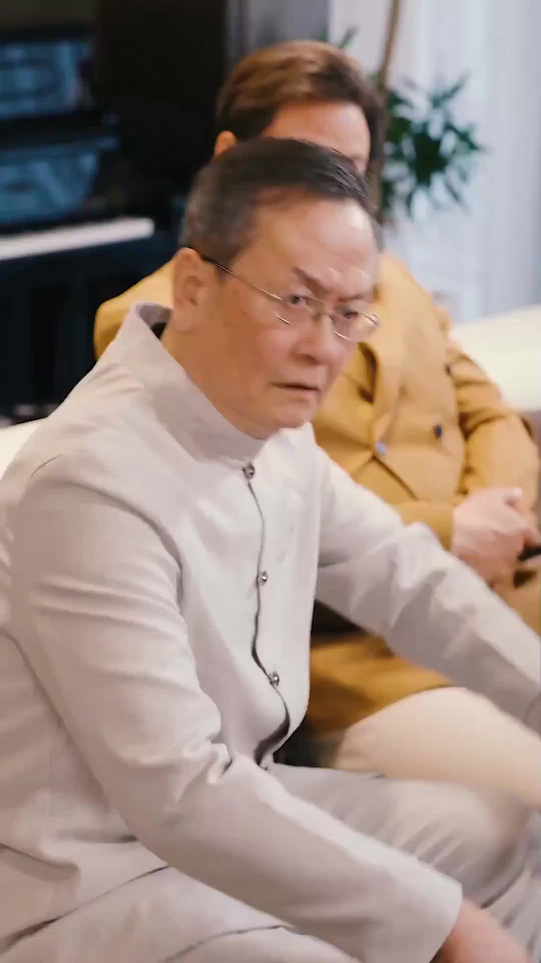 (Dubbed)The Double Life of My Mysterious CEO EP 58