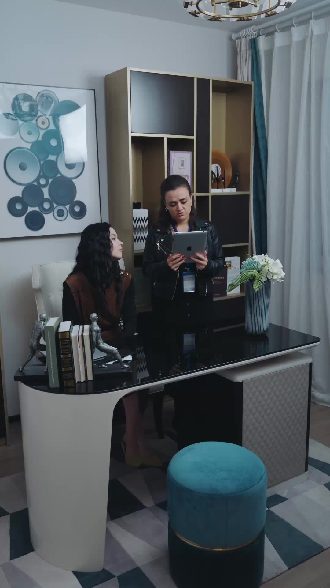 Under Her Control EP 40