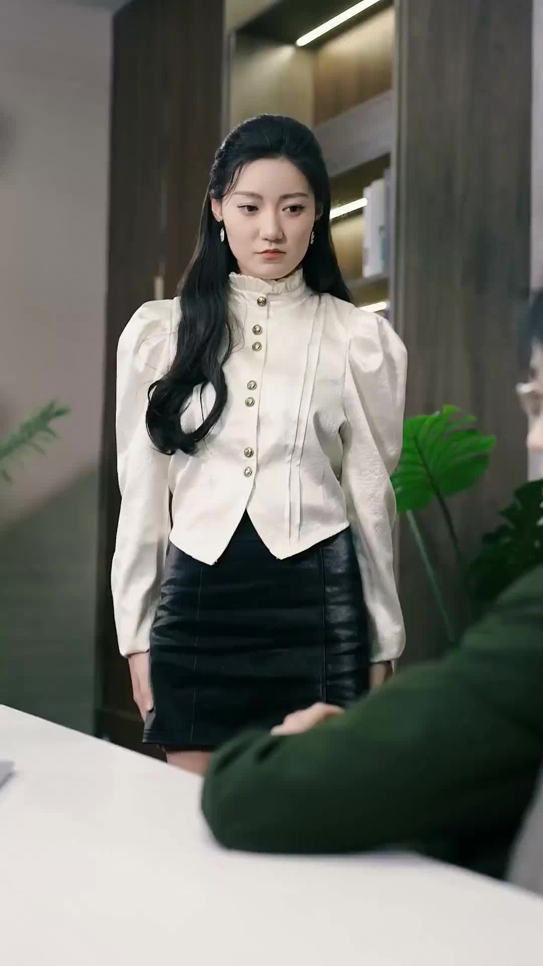 (Dubbed)The Double Life of My Mysterious CEO EP 33