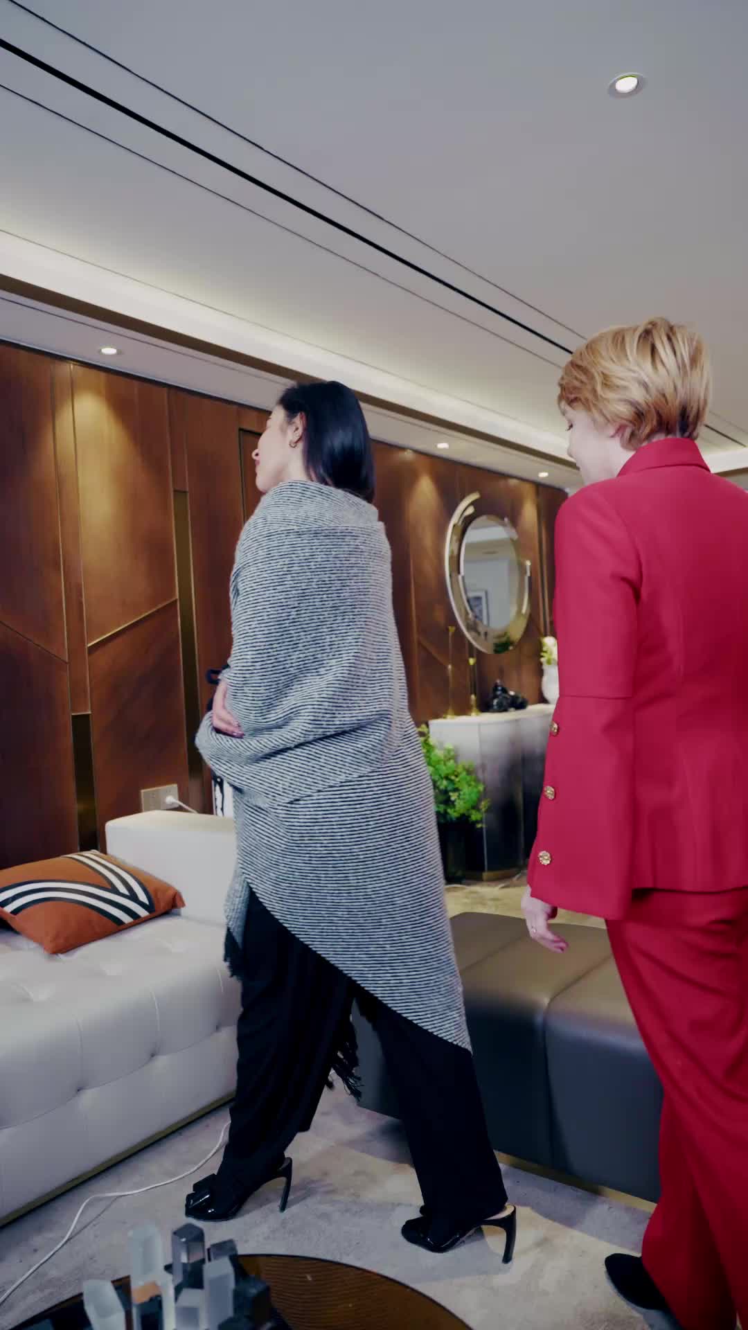 Love Lies and Bloodline EP 11