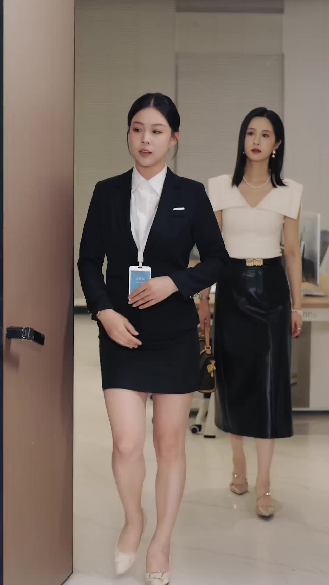 Her Deadly Game EP 35