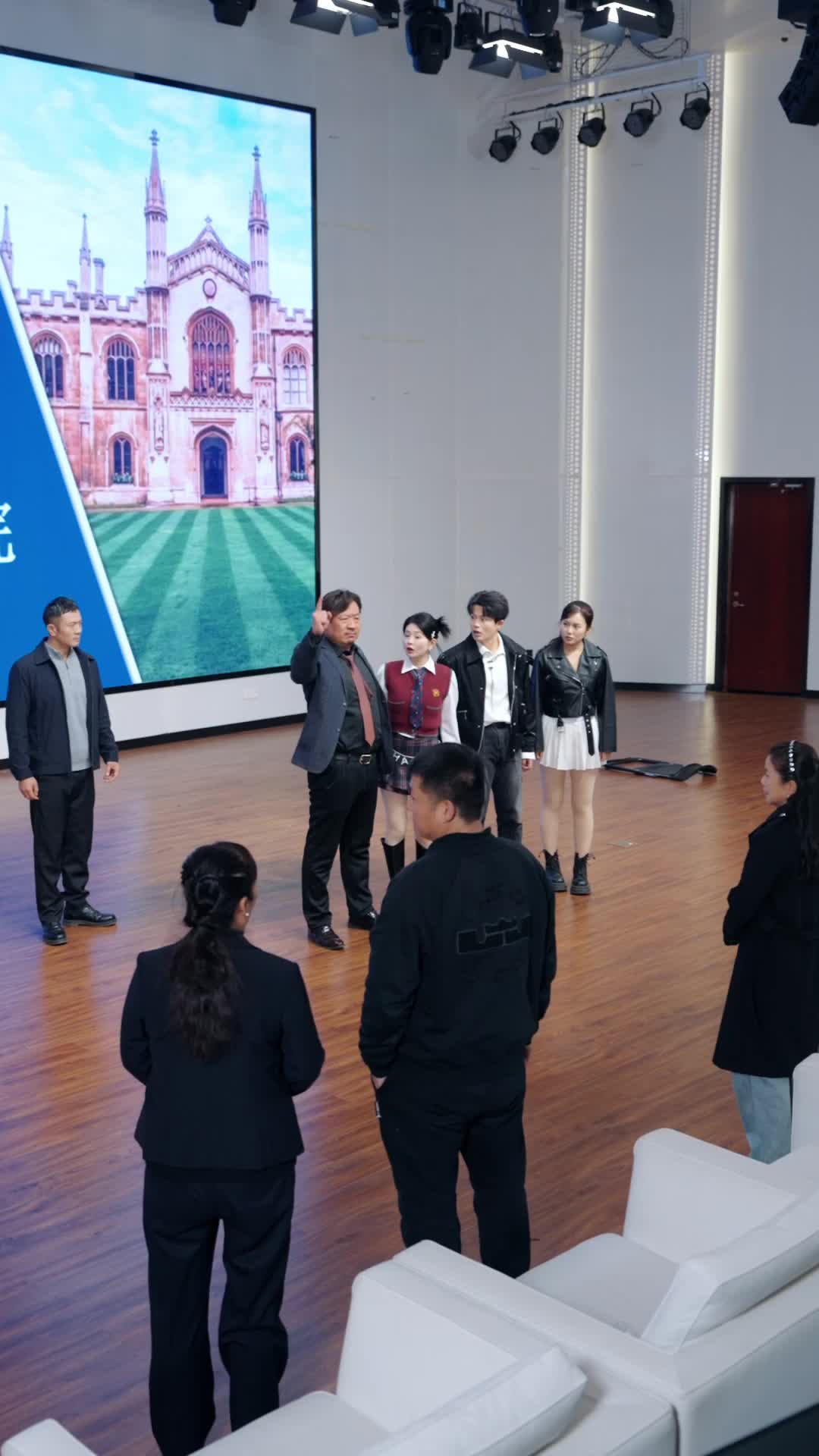She's the Real Pearl EP 16