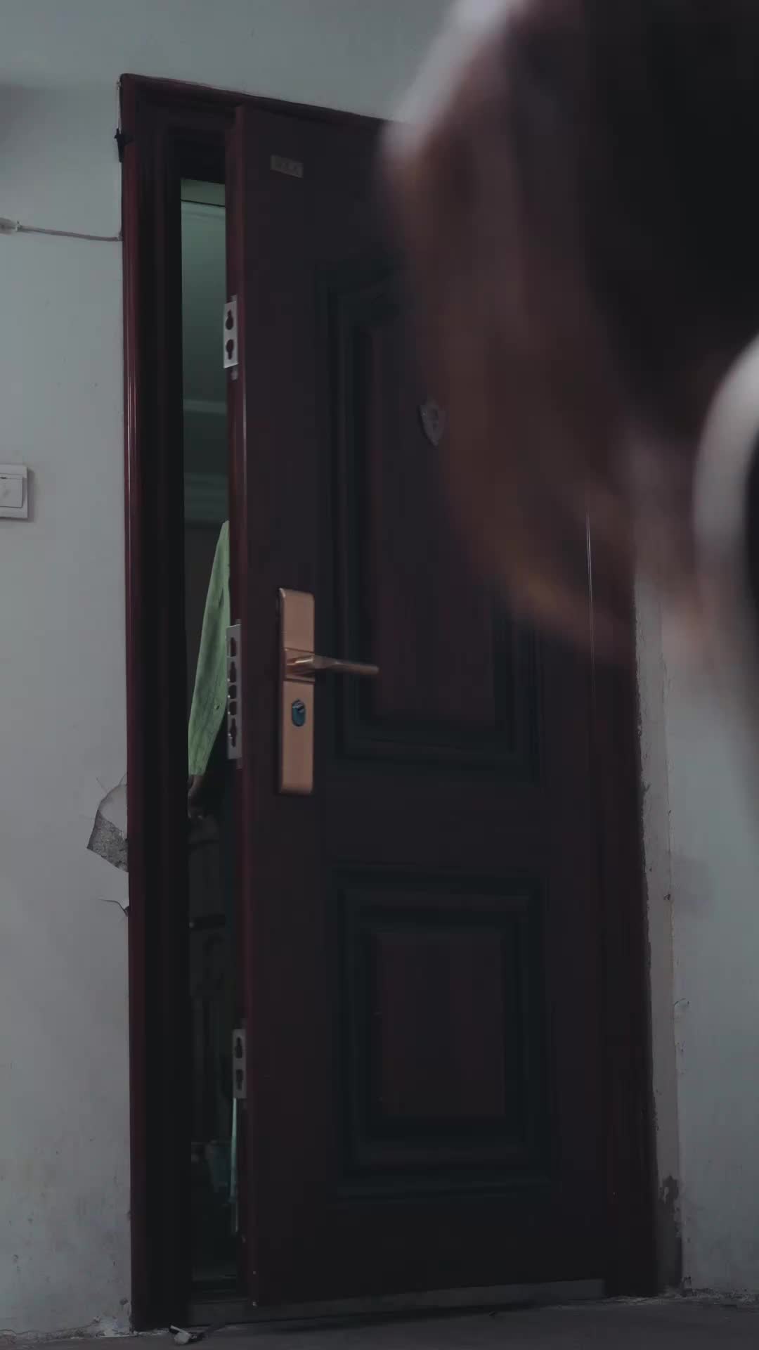 In Her Shadow EP 43